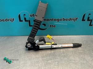 Gebruikte Gordelspanner links Honda Civic (FA/FD) 1.3 Hybrid Prijs € 45,00 Margeregeling aangeboden door Autodemontagebedrijf Otte