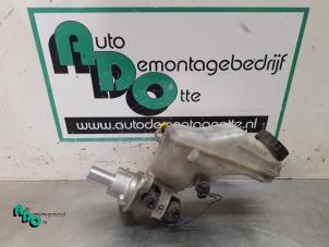 Gebruikte Hoofdremcilinder Opel Corsa D 1.3 CDTi 16V ecoFLEX Prijs € 10,00 Margeregeling aangeboden door Autodemontagebedrijf Otte