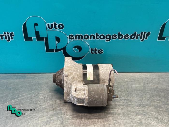 Gebruikte Startmotor Renault Twingo II (CN) 1.2 16V Prijs € 10,00 Margeregeling aangeboden door Autodemontagebedrijf Otte