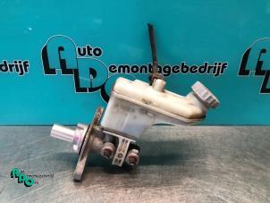 Gebruikte Hoofdremcilinder Opel Agila (B) 1.2 16V Prijs € 15,00 Margeregeling aangeboden door Autodemontagebedrijf Otte