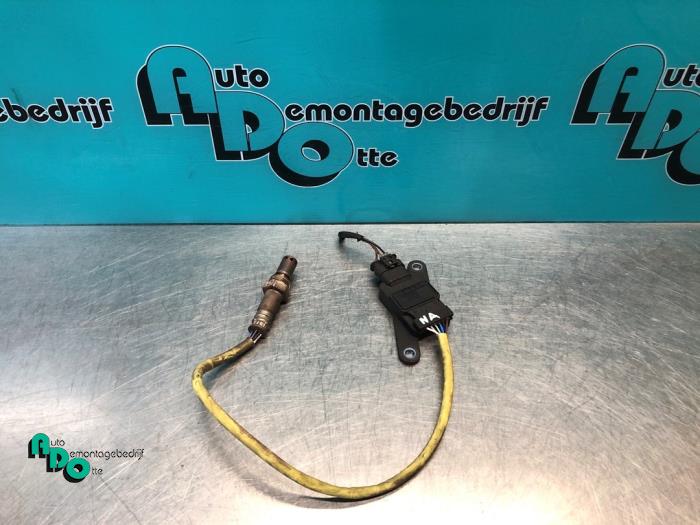 Gebruikte Lambda Sonde Mercedes Sprinter 3,5t (907.6/910.6) 315 CDI 2.0 D RWD Prijs € 75,00 Margeregeling aangeboden door Autodemontagebedrijf Otte