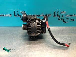 Gebruikte Dynamo BMW 3 serie (E90) 318i 16V Prijs € 45,00 Margeregeling aangeboden door Autodemontagebedrijf Otte