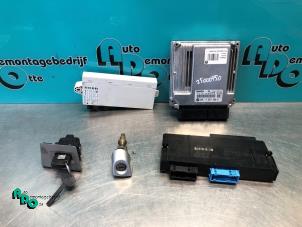 Gebruikte Kontaktslot + computer BMW 3 serie (E90) 318i 16V Prijs € 125,00 Margeregeling aangeboden door Autodemontagebedrijf Otte