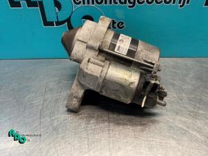 Gebruikte Startmotor Renault Clio IV (5R) 0.9 Energy TCE 90 12V Prijs € 15,00 Margeregeling aangeboden door Autodemontagebedrijf Otte