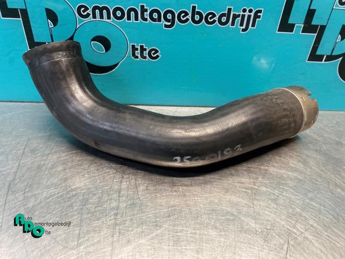Gebruikte Turboslang Renault Clio IV (5R) 0.9 Energy TCE 90 12V Prijs € 20,00 Margeregeling aangeboden door Autodemontagebedrijf Otte