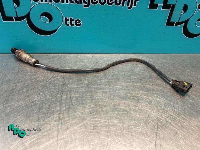 Gebruikte Lambda Sonde Renault Clio IV (5R) 0.9 Energy TCE 90 12V Prijs € 10,00 Margeregeling aangeboden door Autodemontagebedrijf Otte