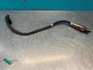 Gebruikte Lambda Sonde Renault Clio IV (5R) 0.9 Energy TCE 90 12V Prijs € 10,00 Margeregeling aangeboden door Autodemontagebedrijf Otte