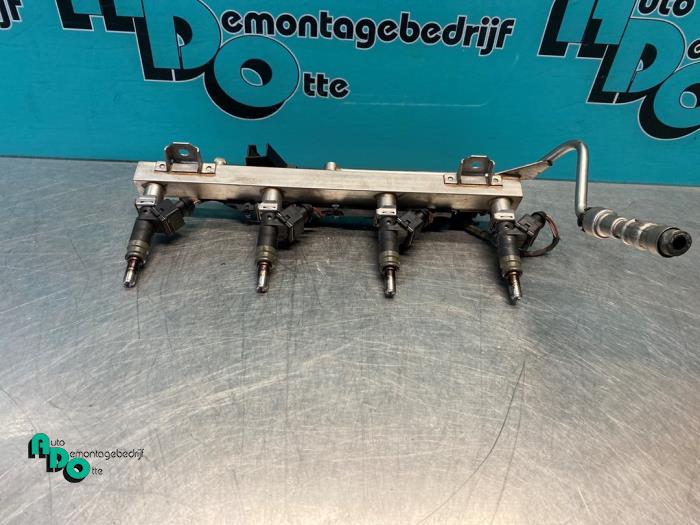 Gebruikte Verstuiver brug BMW 3 serie (E90) 318i 16V Prijs € 25,00 Margeregeling aangeboden door Autodemontagebedrijf Otte