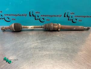 Gebruikte Homokineetas rechts-voor Ford Fiesta 6 (JA8) 1.25 16V Prijs € 20,00 Margeregeling aangeboden door Autodemontagebedrijf Otte