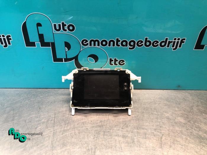 Gebruikte Display Interieur Ford Fiesta 6 (JA8) 1.25 16V Prijs € 25,00 Margeregeling aangeboden door Autodemontagebedrijf Otte