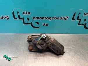 Gebruikte Ruitenwissermotor voor Suzuki Ignis (FH) 1.3 16V Prijs € 20,00 Margeregeling aangeboden door Autodemontagebedrijf Otte