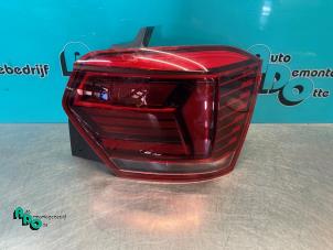 Gebruikte Achterlicht rechts Volkswagen Polo VI (AW1) 1.0 TSI 12V BlueMotion Prijs € 55,00 Margeregeling aangeboden door Autodemontagebedrijf Otte