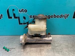 Gebruikte Hoofdremcilinder Honda HR-V (GH) 1.6 16V 4x2 Prijs € 40,00 Margeregeling aangeboden door Autodemontagebedrijf Otte