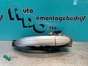 Gebruikte Deurgreep 4Deurs rechts-voor Ford Mondeo IV Wagon 1.8 TDCi 125 16V Prijs € 10,00 Margeregeling aangeboden door Autodemontagebedrijf Otte