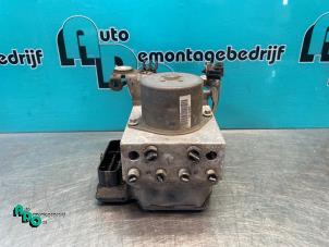 Gebruikte ABS Pomp Ford Mondeo IV Wagon 1.8 TDCi 125 16V Prijs € 70,00 Margeregeling aangeboden door Autodemontagebedrijf Otte