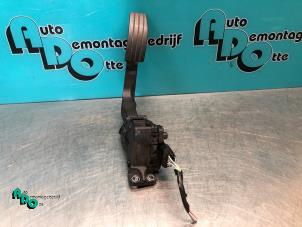 Gebruikte Gaspedaalpositie Sensor Renault Twingo II (CN) 1.2 Prijs € 10,00 Margeregeling aangeboden door Autodemontagebedrijf Otte