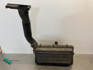 Gebruikte Luchtfilterhuis Seat Ibiza IV SC (6J1) 1.4 16V Prijs € 15,00 Margeregeling aangeboden door Autodemontagebedrijf Otte