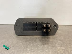 Gebruikte Deurcontact schakelaar Mercedes Citan (415.6) 1.5 108 CDI Prijs € 25,00 Margeregeling aangeboden door Autodemontagebedrijf Otte