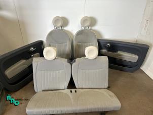 Gebruikte Bekleding Set (compleet) Fiat 500 (312) 1.2 Prijs € 350,00 Margeregeling aangeboden door Autodemontagebedrijf Otte