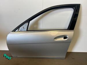 Gebruikte Portier 4Deurs links-voor Mercedes C (W204) 1.8 C-200K 16V Prijs € 170,00 Margeregeling aangeboden door Autodemontagebedrijf Otte