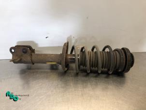 Gebruikte Mac Phersonpoot rechts-voor Chevrolet Spark (M300) 1.0 16V Bifuel Prijs € 25,00 Margeregeling aangeboden door Autodemontagebedrijf Otte