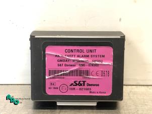 Gebruikte Alarm module Chevrolet Spark (M300) 1.0 16V Bifuel Prijs € 10,00 Margeregeling aangeboden door Autodemontagebedrijf Otte