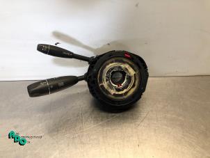 Gebruikte Combischakelaar Stuurkolom Mercedes C (W204) 1.8 C-200K 16V Prijs € 115,00 Margeregeling aangeboden door Autodemontagebedrijf Otte