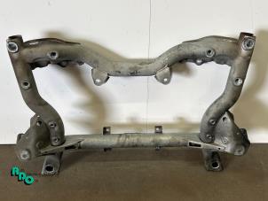 Gebruikte Subframe Mercedes C (W204) 1.8 C-200K 16V Prijs € 50,00 Margeregeling aangeboden door Autodemontagebedrijf Otte
