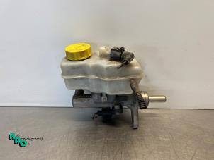 Gebruikte Hoofdremcilinder Skoda Fabia II Combi 1.2i 12V Prijs € 10,00 Margeregeling aangeboden door Autodemontagebedrijf Otte