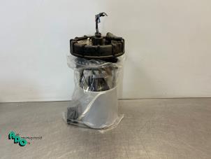 Gebruikte Brandstofpomp Elektrisch Skoda Fabia II Combi 1.2i 12V Prijs € 15,00 Margeregeling aangeboden door Autodemontagebedrijf Otte