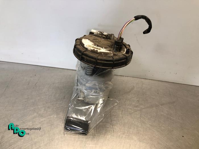 Gebruikte Tank element Pomp Peugeot 308 (4A/C) 1.6 VTI 16V Prijs € 25,00 Margeregeling aangeboden door Autodemontagebedrijf Otte