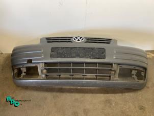 Gebruikte Bumper voor Volkswagen Caddy Combi III (2KB,2KJ) 1.9 TDI 4Motion Prijs € 35,00 Margeregeling aangeboden door Autodemontagebedrijf Otte