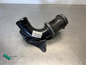 Gebruikte Intercooler Buis Volvo V40 (MV) 1.6 D2 Prijs € 15,00 Margeregeling aangeboden door Autodemontagebedrijf Otte