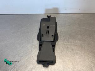 Gebruikte Sensor ACC (afstand) Volvo V40 (MV) 1.6 D2 Prijs € 25,00 Margeregeling aangeboden door Autodemontagebedrijf Otte