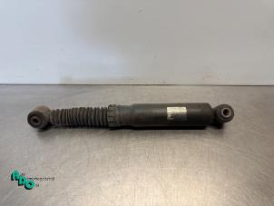Gebruikte Schokdemper rechts-achter Fiat Scudo (270) 1.6 D Multijet Prijs € 15,00 Margeregeling aangeboden door Autodemontagebedrijf Otte