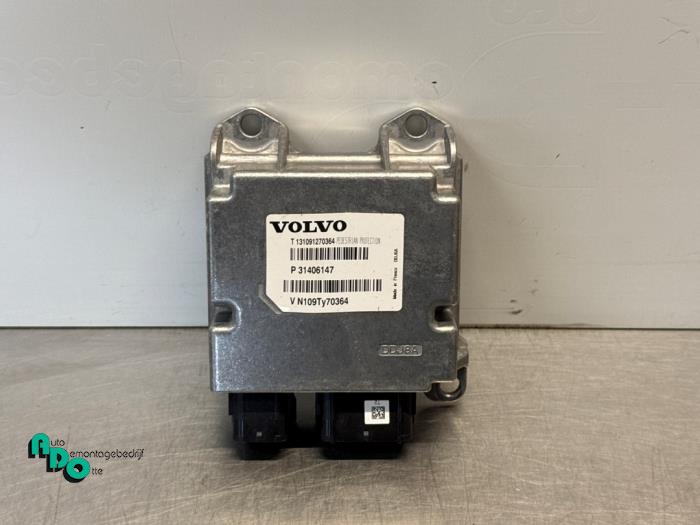Gebruikte Module Airbag Volvo V40 (MV) 1.6 D2 Prijs € 30,00 Margeregeling aangeboden door Autodemontagebedrijf Otte
