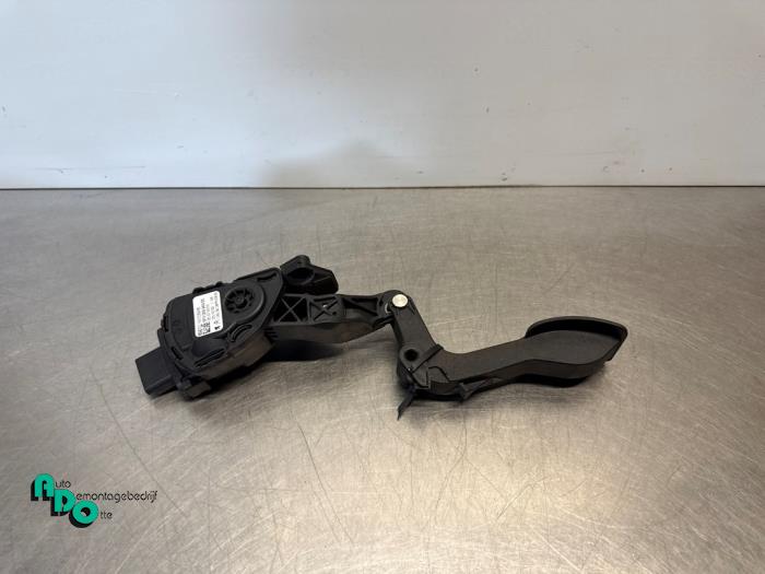 Gaspedaalpositie Sensor van een Fiat Scudo (270) 1.6 D Multijet 2010