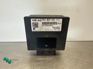 Gebruikte Centrale Deurvergrendelings Module Volkswagen Polo V (6R) 1.2 TDI 12V BlueMotion Prijs € 10,00 Margeregeling aangeboden door Autodemontagebedrijf Otte