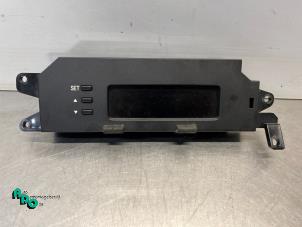 Gebruikte Display Interieur Hyundai i20 1.2i 16V Prijs € 10,00 Margeregeling aangeboden door Autodemontagebedrijf Otte