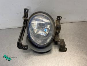 Gebruikte Mistlamp links-voor Hyundai i20 1.2i 16V Prijs € 10,00 Margeregeling aangeboden door Autodemontagebedrijf Otte