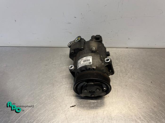 Gebruikte Aircopomp Opel Meriva (B) 1.7 CDTI 16V Prijs € 120,00 Margeregeling aangeboden door Autodemontagebedrijf Otte