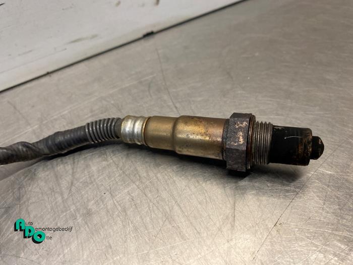 Lambda Sonde van een Opel Meriva 1.7 CDTI 16V 2011