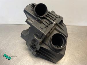 Gebruikte Luchtfilterhuis Opel Meriva 1.7 CDTI 16V Prijs € 20,00 Margeregeling aangeboden door Autodemontagebedrijf Otte