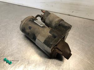 Gebruikte Startmotor Peugeot Partner Tepee (7A/B/C/D/E/F/G/J/P/S) 1.6 HDiF 90 16V Phase 1 Prijs € 15,00 Margeregeling aangeboden door Autodemontagebedrijf Otte