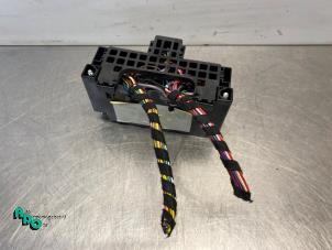 Gebruikte Zekeringkast Ford Fiesta 6 (JA8) 1.25 16V Prijs € 40,00 Margeregeling aangeboden door Autodemontagebedrijf Otte