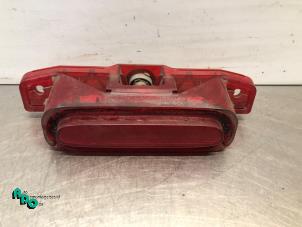 Gebruikte Extra Remlicht midden Mazda MX-5 (NB18/35/8C) 1.6i 16V Prijs € 20,00 Margeregeling aangeboden door Autodemontagebedrijf Otte