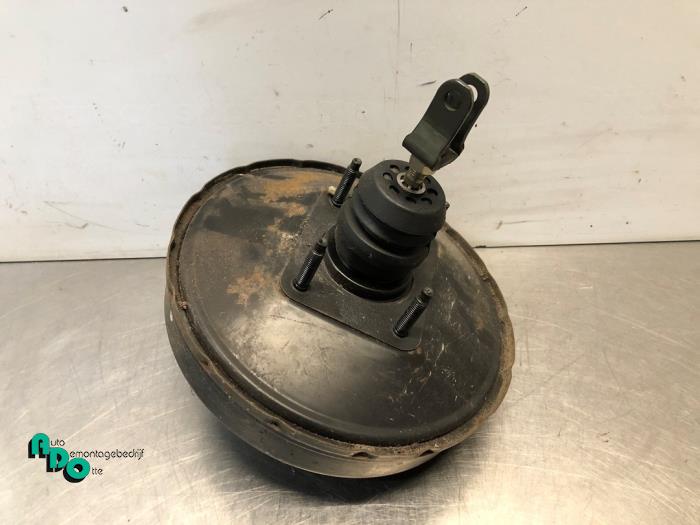 Gebruikte Rembekrachtiger Toyota Starlet (EP9) 1.3,XLi,GLi 16V Prijs € 25,00 Margeregeling aangeboden door Autodemontagebedrijf Otte