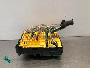 Gebruikte Zekeringkast Peugeot 208 I (CA/CC/CK/CL) 1.0 Vti 12V PureTech Prijs € 35,00 Margeregeling aangeboden door Autodemontagebedrijf Otte