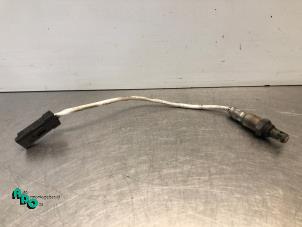 Gebruikte Lambda Sonde Peugeot 208 I (CA/CC/CK/CL) 1.0 Vti 12V PureTech Prijs € 15,00 Margeregeling aangeboden door Autodemontagebedrijf Otte