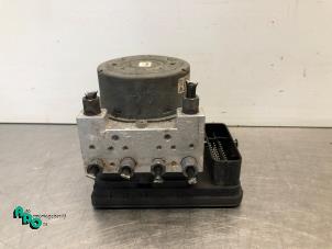 Gebruikte ABS Pomp Peugeot 208 I (CA/CC/CK/CL) 1.0 Vti 12V PureTech Prijs € 35,00 Margeregeling aangeboden door Autodemontagebedrijf Otte